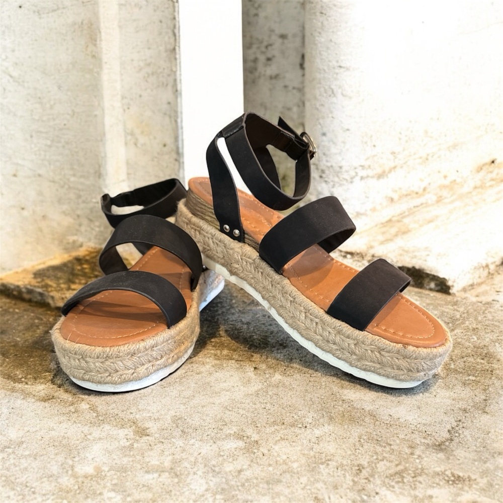 Stylish Black Platform Espadrilles ❤️
